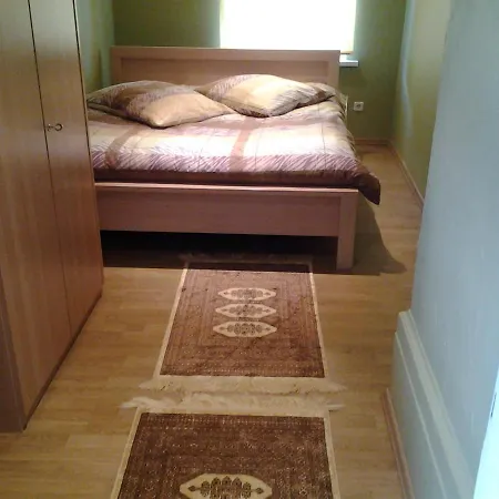 Gasthuis Jaani 2-1 4*