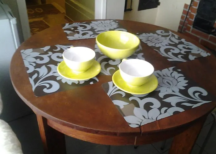 Konukevi Jaani 2-1 4*